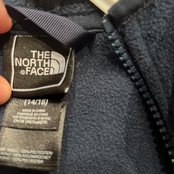 The north face zip-up hoodie - Picture 8 of 9